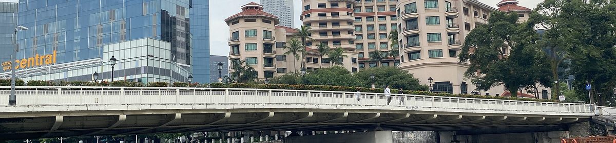 Read Bridge on the Singapore River, by Robertson Quay near The Robertson Opus