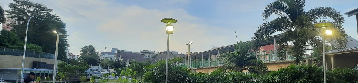 Thomson Plaza shopping mall exterior